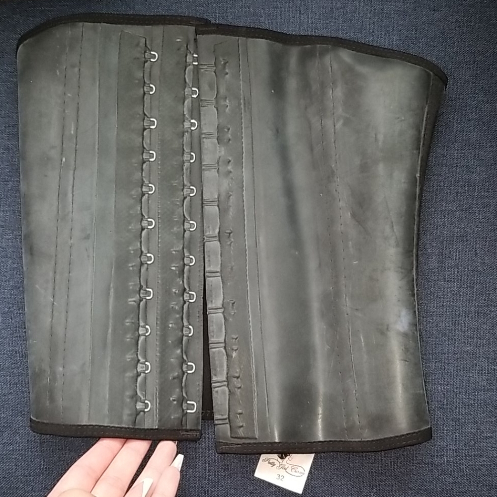 Waist trainer